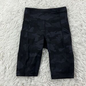 Lululemon Invigorate High-Rise Short 10" Heritage 365 Camo Deep Coal Multi